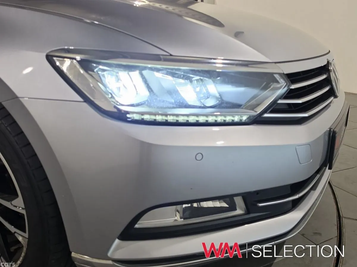 Volkswagen Passat Estate, Diesel, 2019, Grey