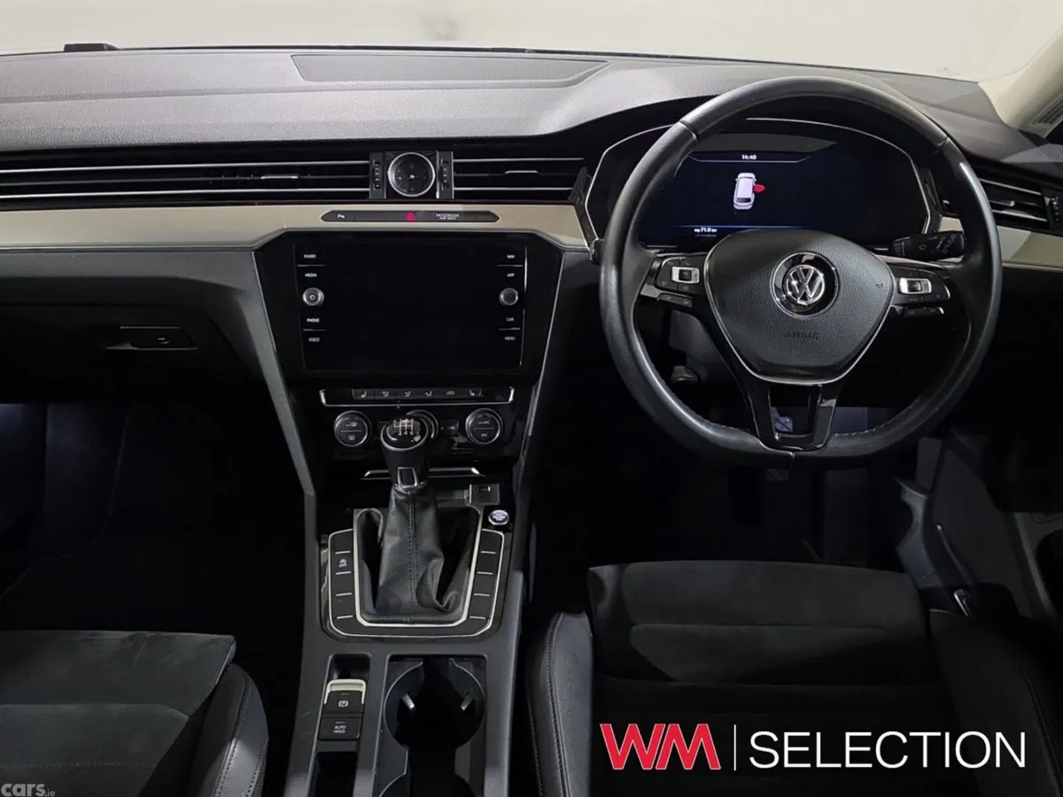 Volkswagen Passat Estate, Diesel, 2019, Grey