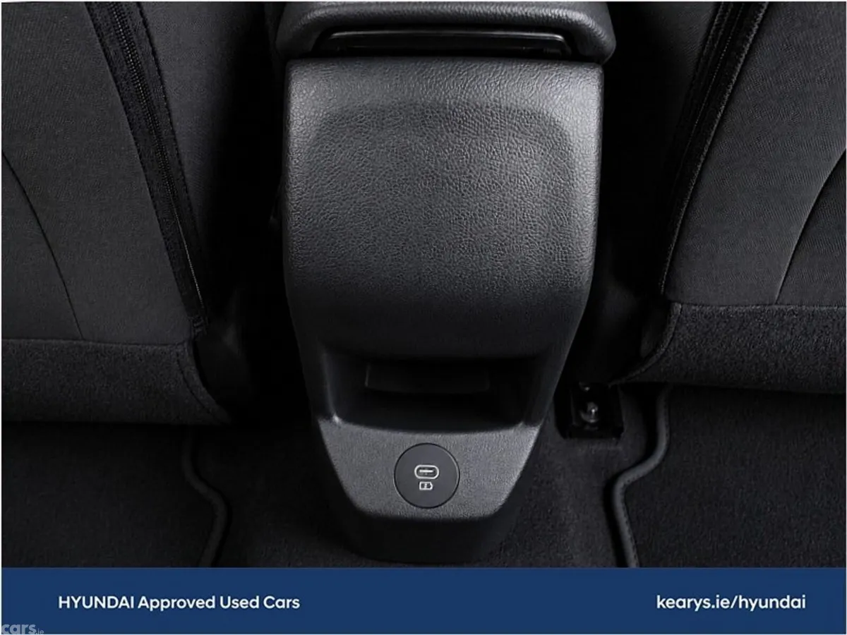Hyundai i20 Hatchback, Petrol, 2026, White