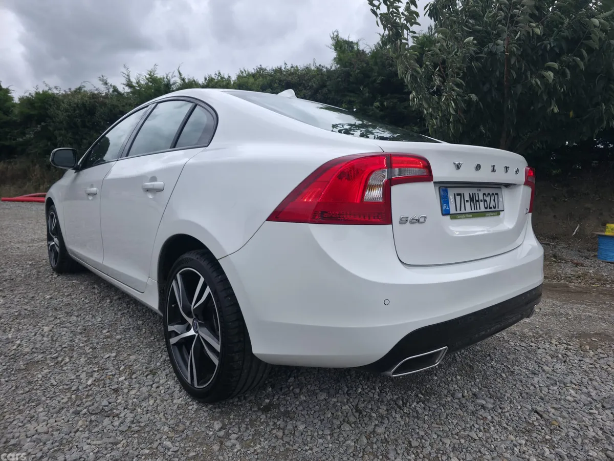 Volvo S60 Saloon, Diesel, 2017, White