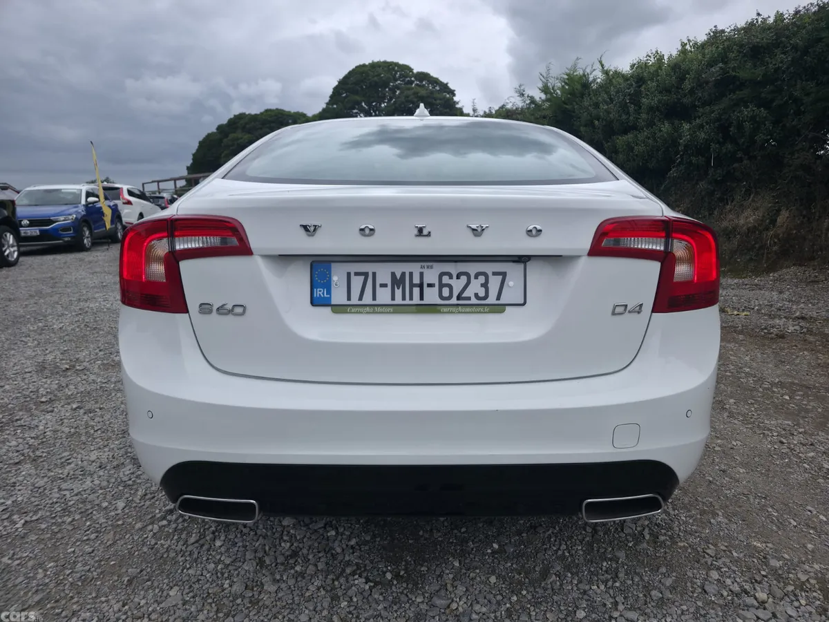 Volvo S60 Saloon, Diesel, 2017, White