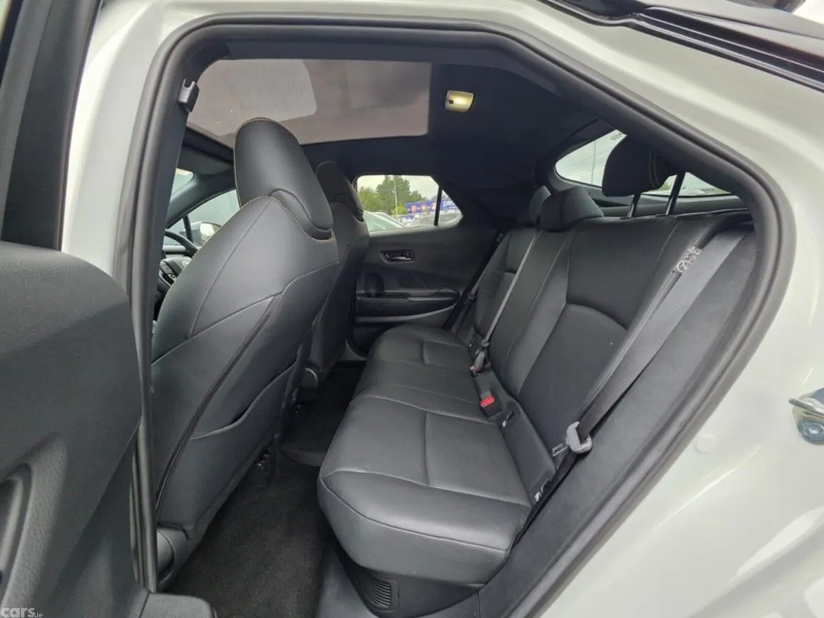Toyota C-HR SUV, Petrol Plug-in Hybrid, 2025, White