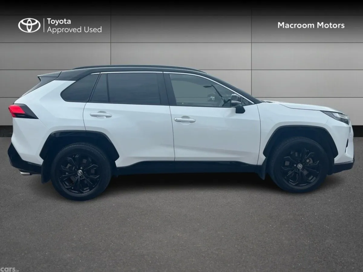 Toyota RAV4 SUV, Petrol Hybrid, 2024, White
