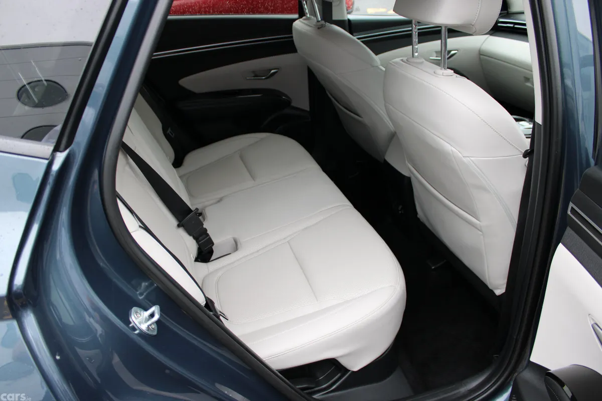 Hyundai Tucson SUV, Petrol Hybrid, 2021, Blue