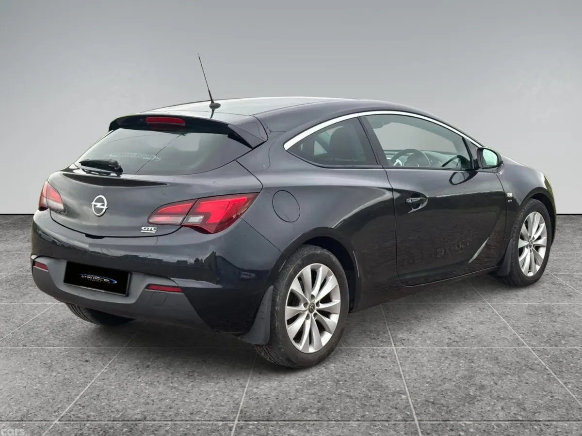 Opel Astra Hatchback, Diesel, 2014, Black