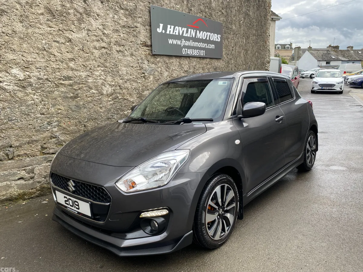 Suzuki Swift Hatchback, Petrol, 2019, Grey