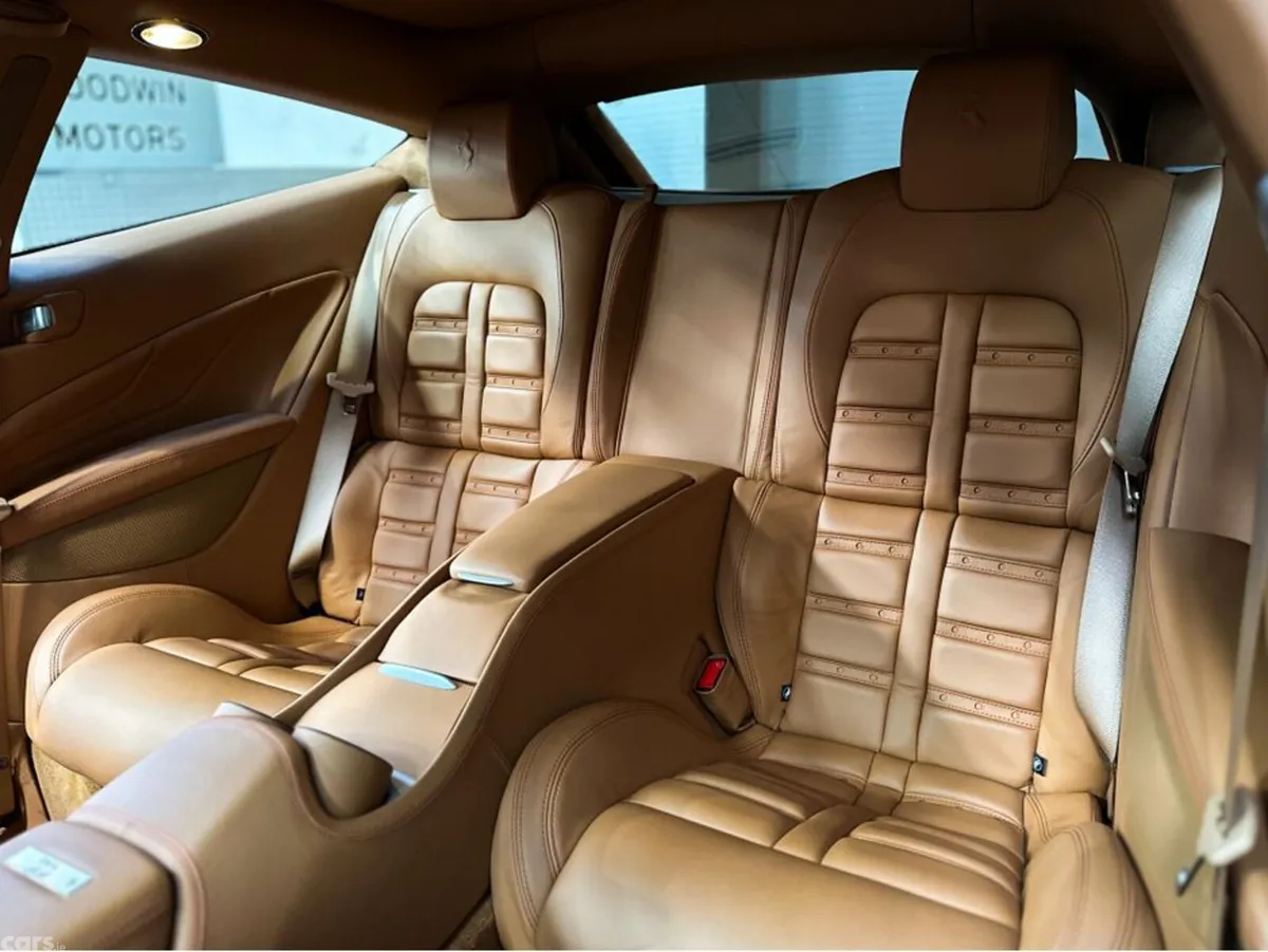 Ferrari FF Coupe, Petrol, 2012, Red