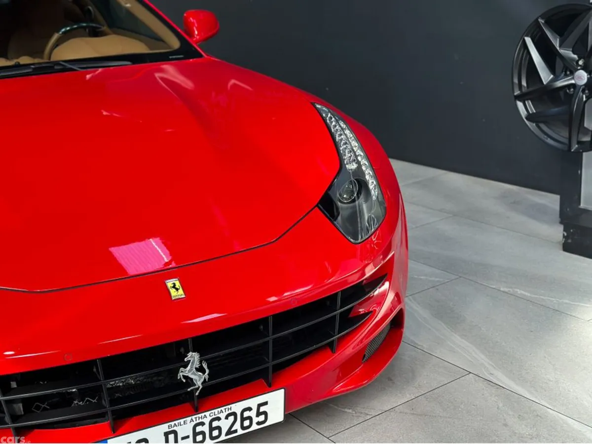Ferrari FF Coupe, Petrol, 2012, Red
