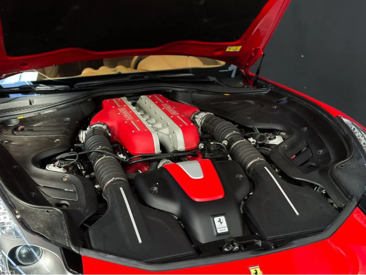Ferrari FF Coupe, Petrol, 2012, Red