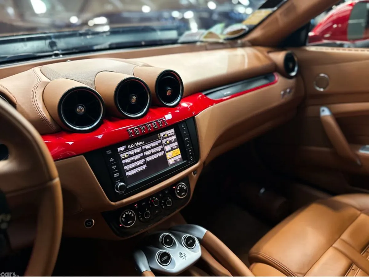 Ferrari FF Coupe, Petrol, 2012, Red
