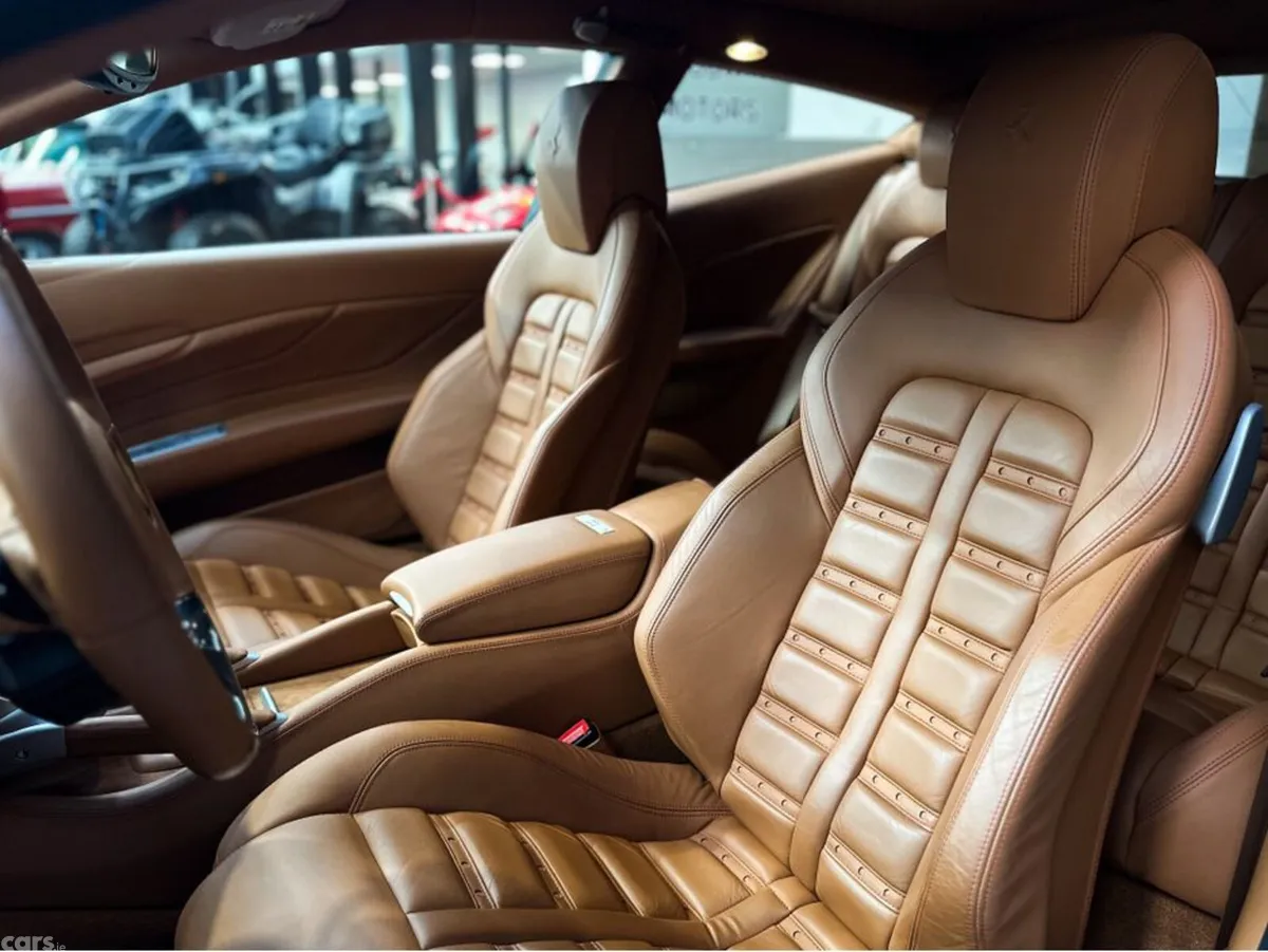 Ferrari FF Coupe, Petrol, 2012, Red