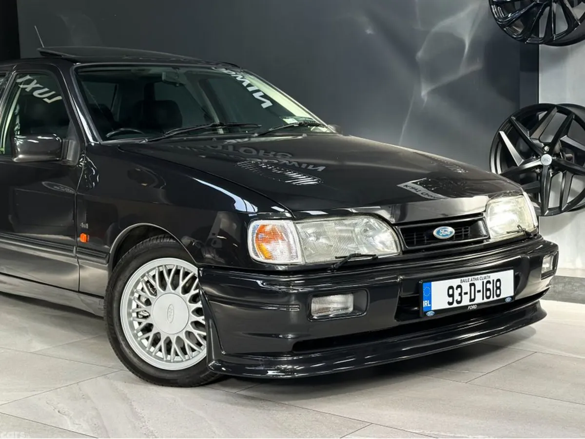 Ford Sierra Saloon, Petrol, 1993, Black