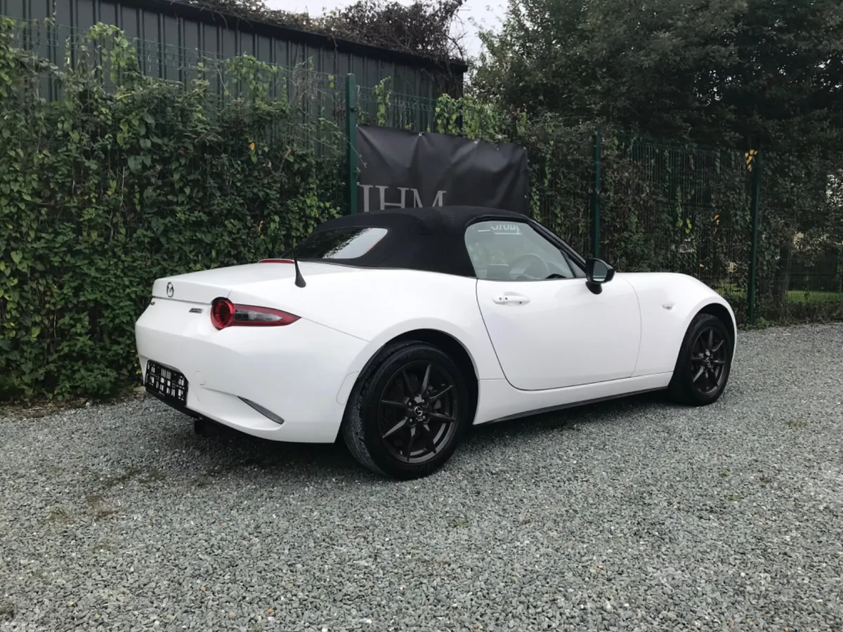 Mazda MX-5 Convertible, Petrol, 2016, White