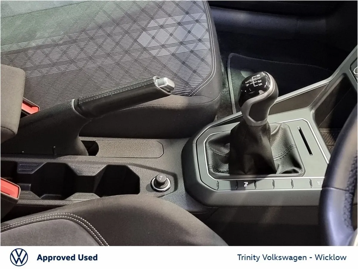 Volkswagen Polo Hatchback, Petrol, 2025, Blue