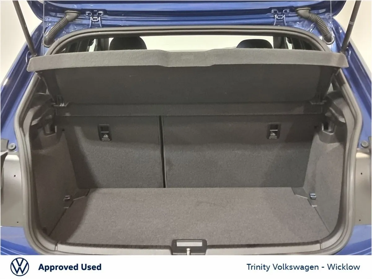 Volkswagen Polo Hatchback, Petrol, 2025, Blue