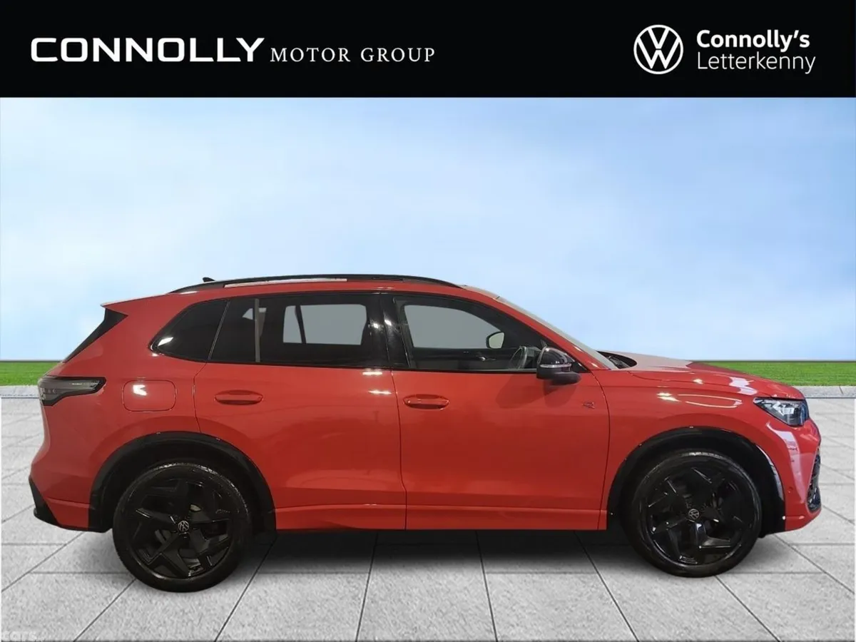 Volkswagen Tiguan SUV, Diesel, 2025, Red