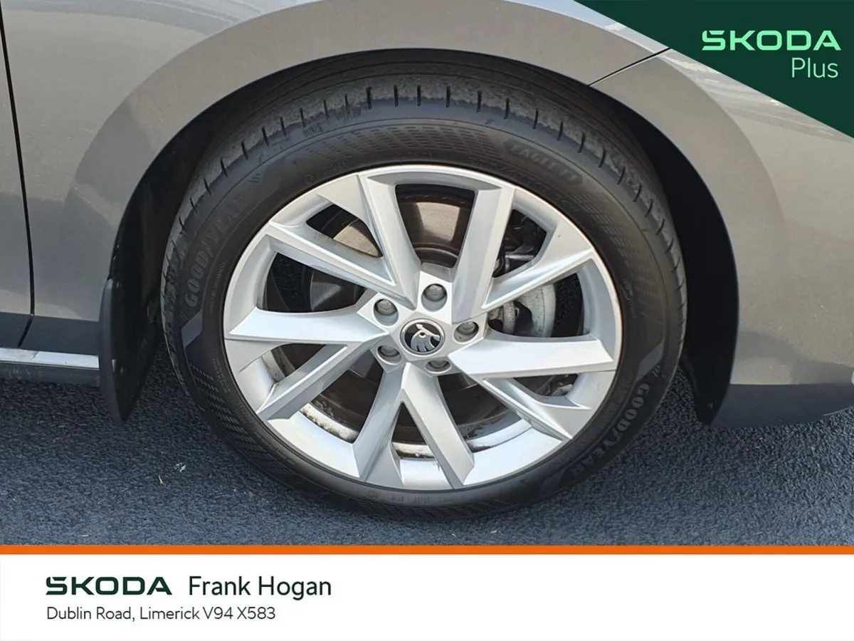 Skoda Superb Saloon, Diesel, 2024, Grey