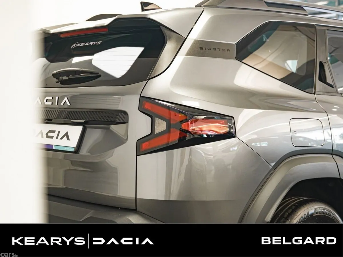 Dacia Bigster Hatchback, Petrol Hybrid, 2026, Grey