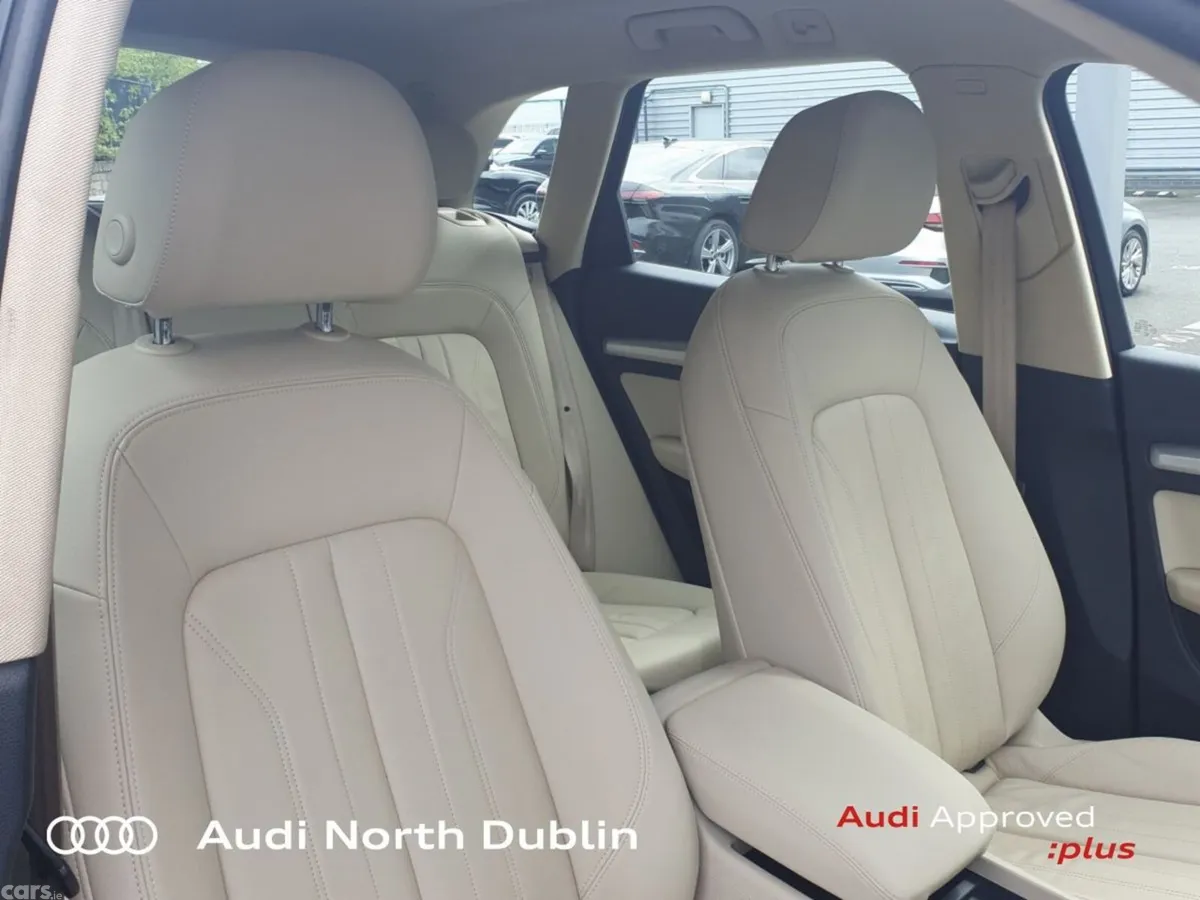 Audi Q5 SUV, Diesel, 2022, Blue