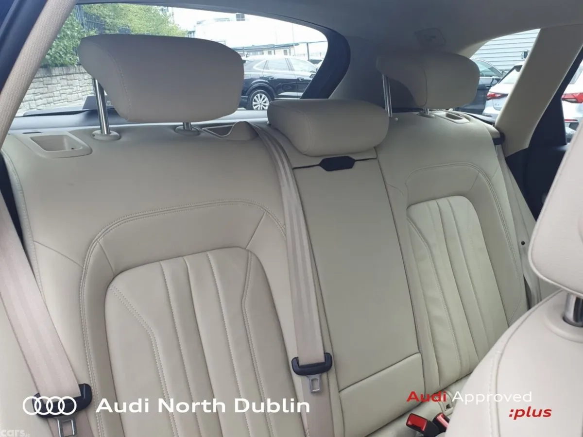 Audi Q5 SUV, Diesel, 2022, Blue