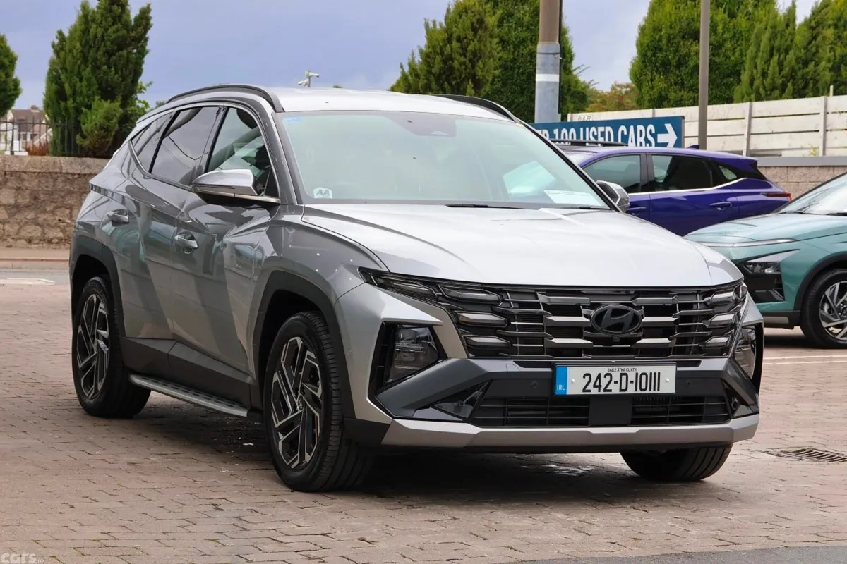 Hyundai Tucson SUV, Petrol Hybrid, 2024, Silver