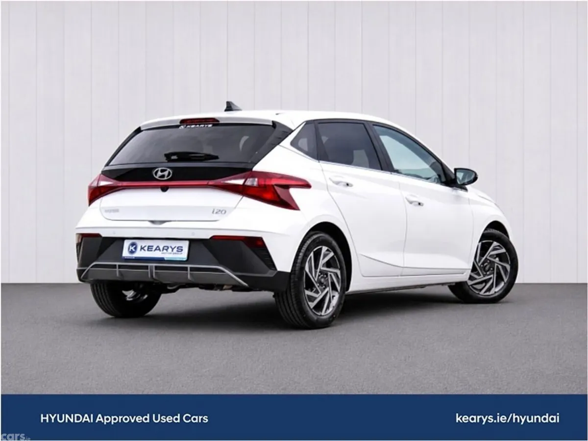 Hyundai i20 Hatchback, Petrol, 2026, White