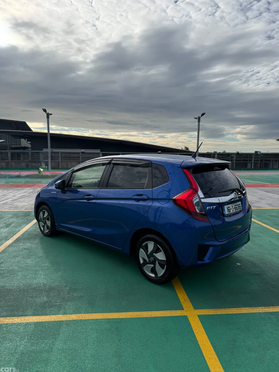 Honda Fit Hatchback, Petrol Hybrid, 2016, Blue