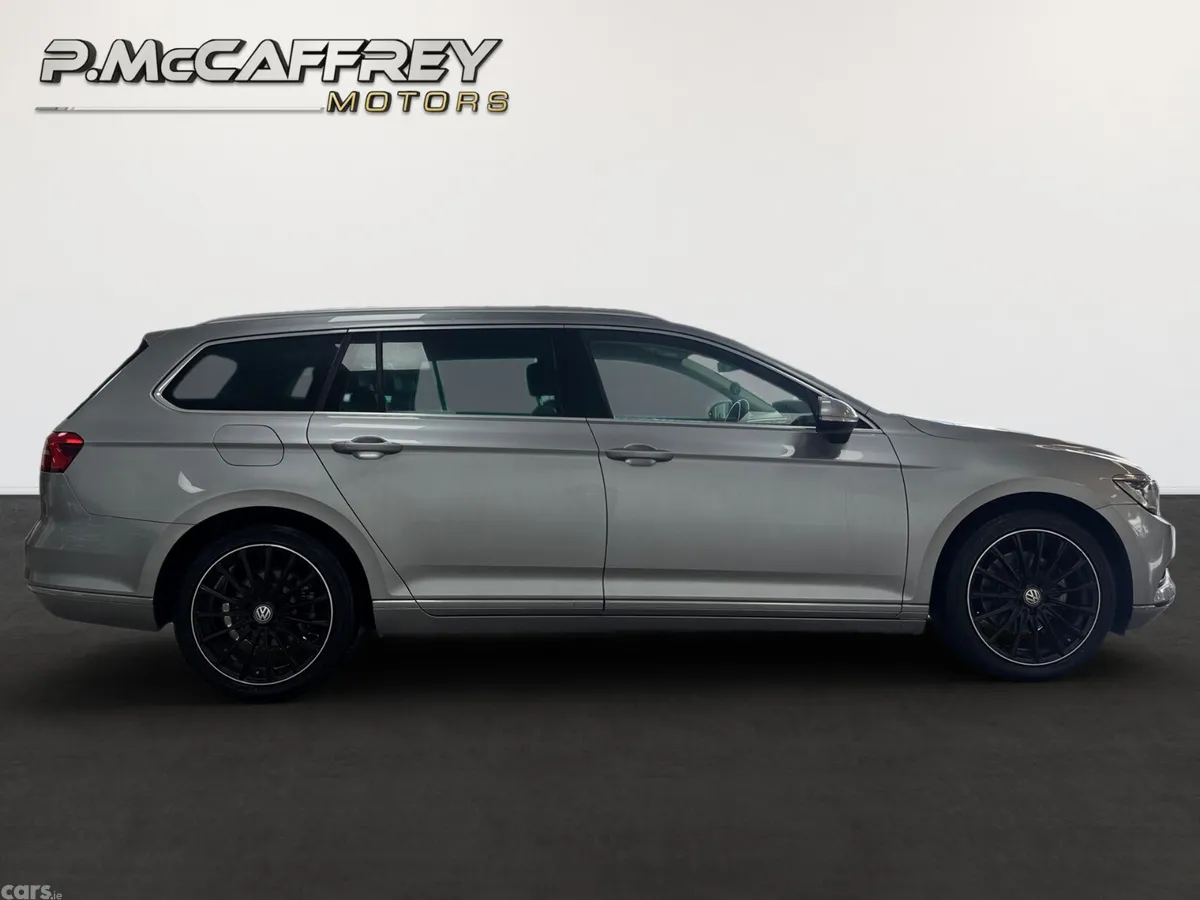 Volkswagen Passat Estate, Diesel, 2018, Silver