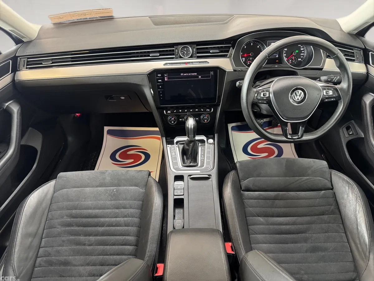 Volkswagen Passat Estate, Diesel, 2018, Silver
