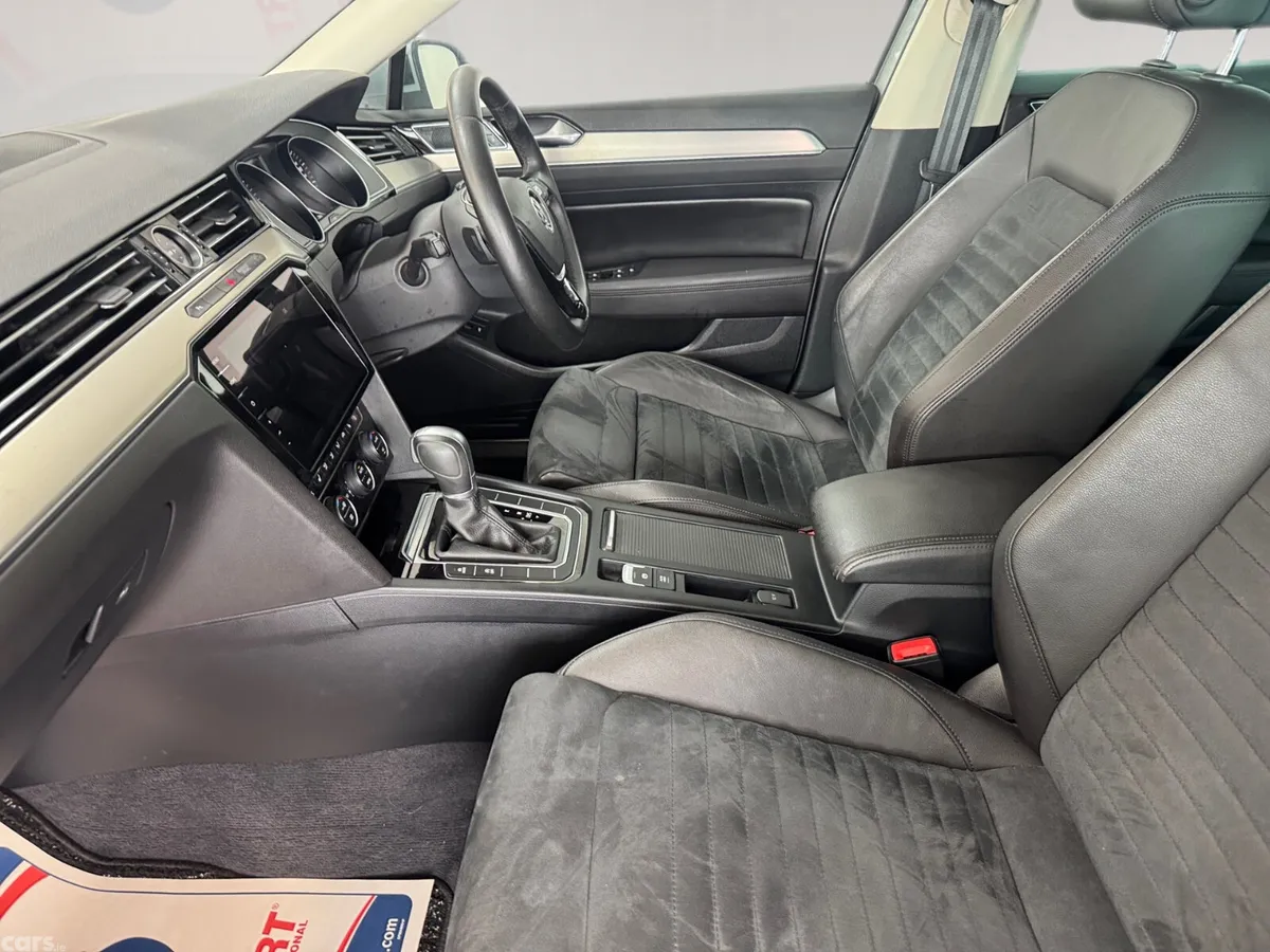 Volkswagen Passat Estate, Diesel, 2018, Silver