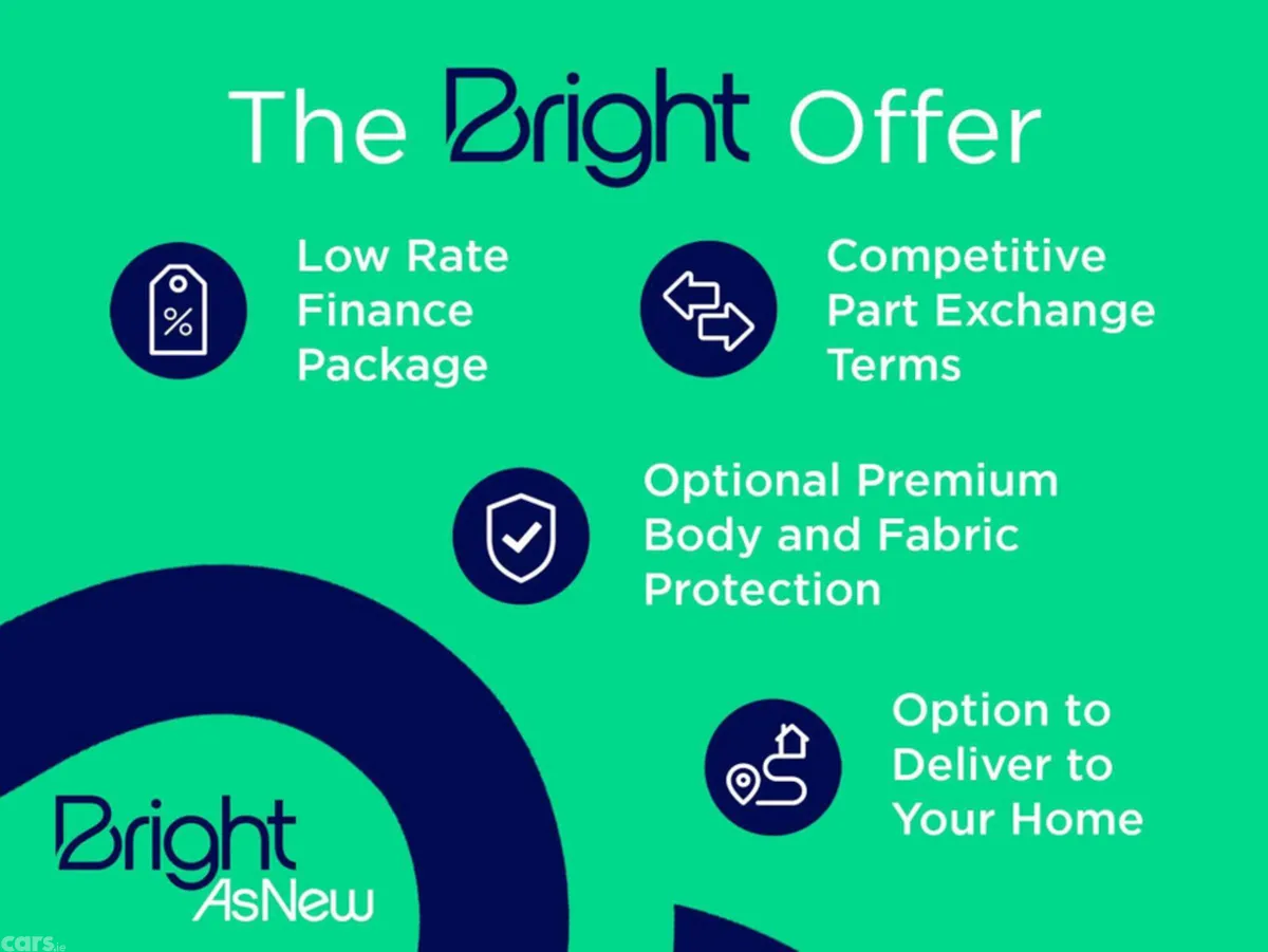 Peugeot 2008 MPV, Petrol, 2025, White