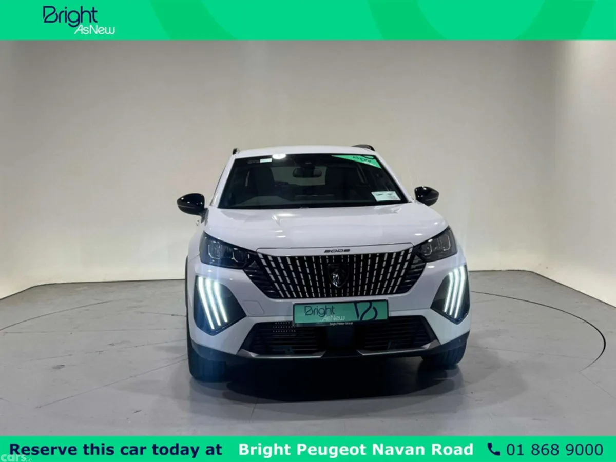Peugeot 2008 MPV, Petrol, 2025, White