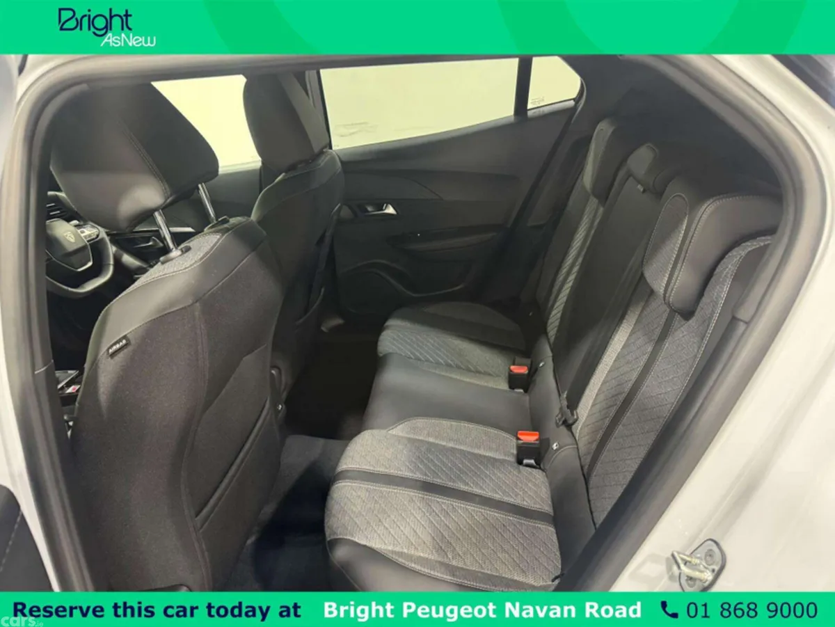Peugeot 2008 MPV, Petrol, 2025, White