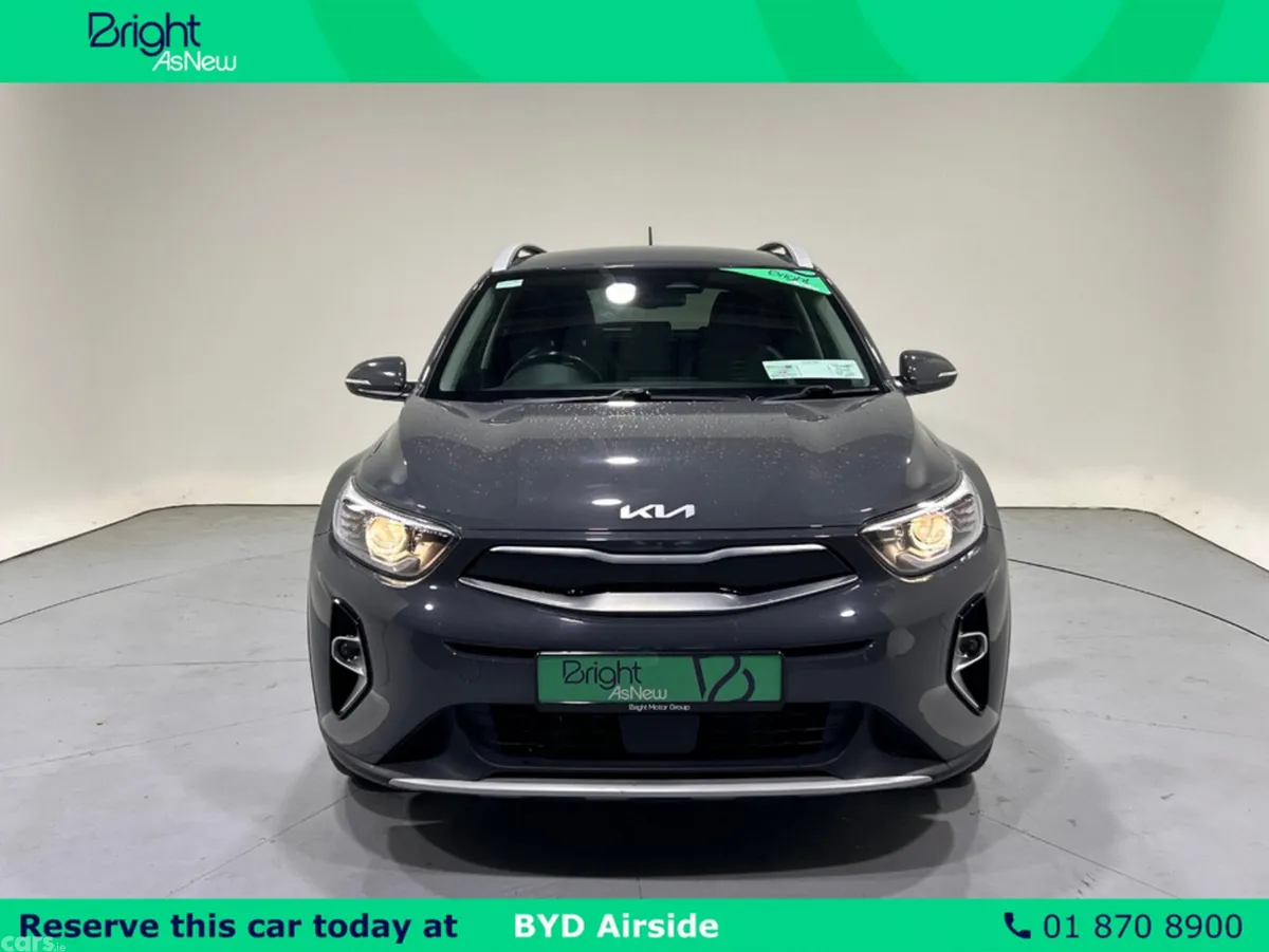 Kia Stonic SUV, Petrol Hybrid, 2022, Grey
