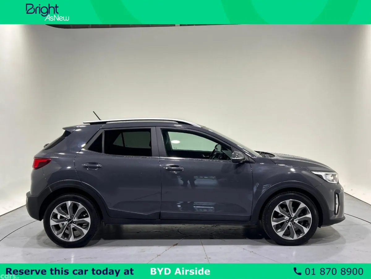 Kia Stonic SUV, Petrol Hybrid, 2022, Grey
