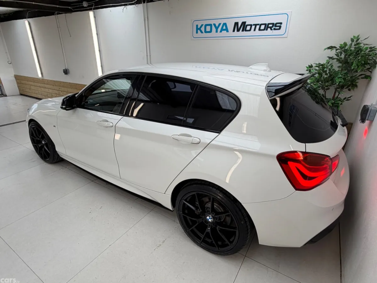 BMW 1-Series Hatchback, Diesel, 2017, White