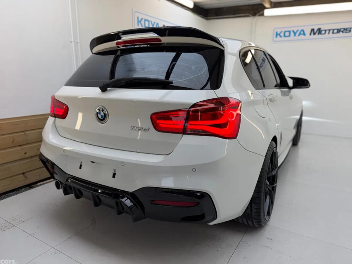 BMW 1-Series Hatchback, Diesel, 2017, White