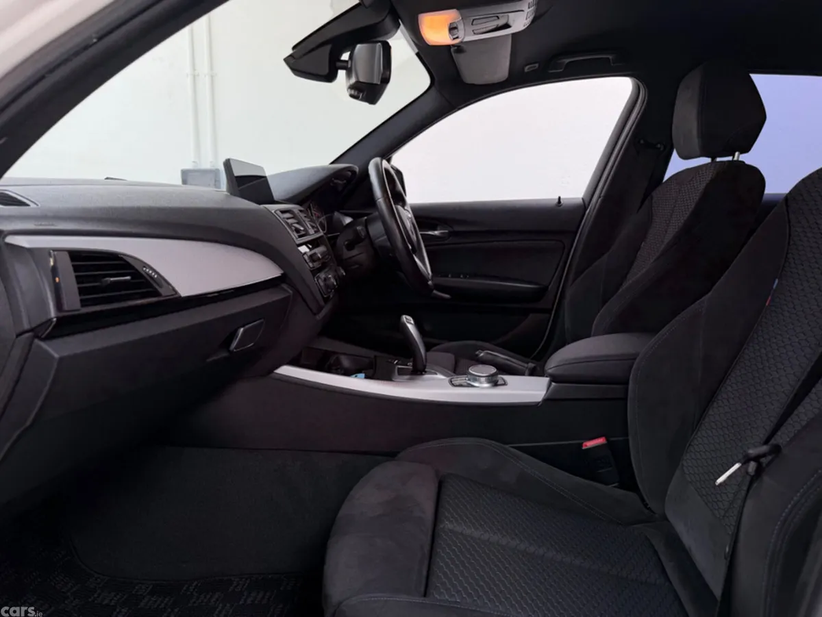 BMW 1-Series Hatchback, Diesel, 2017, White