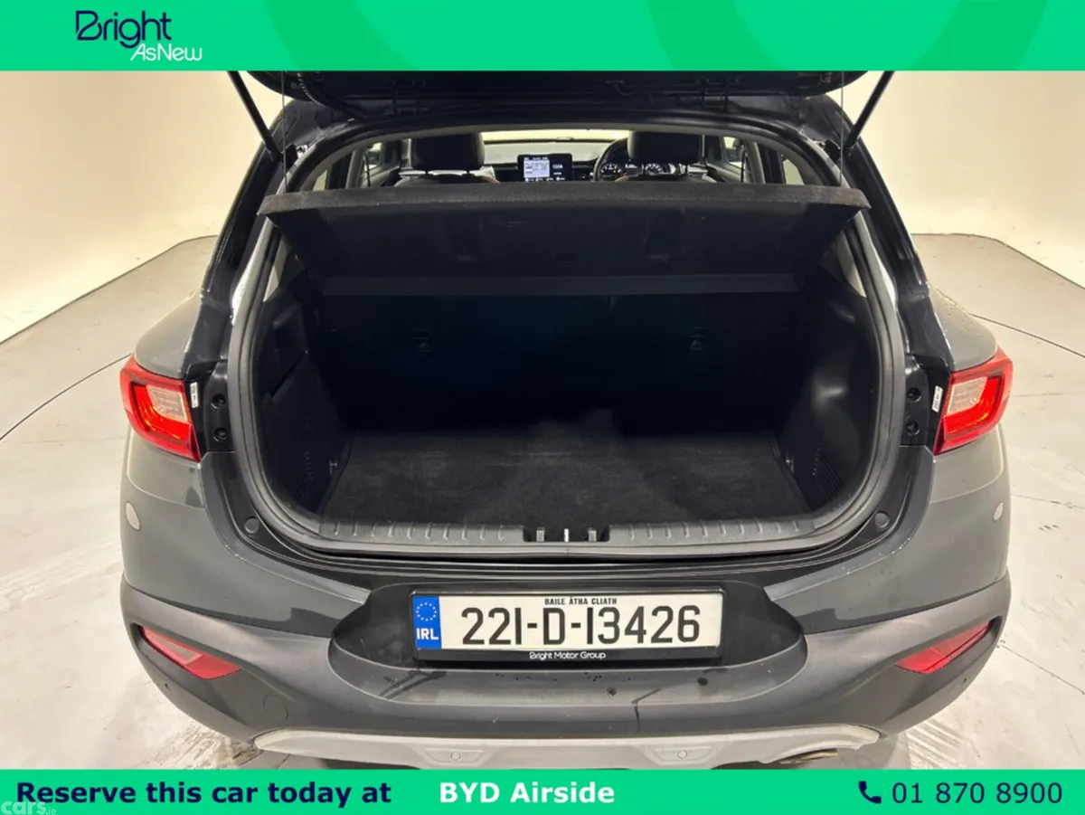 Kia Stonic SUV, Petrol Hybrid, 2022, Grey