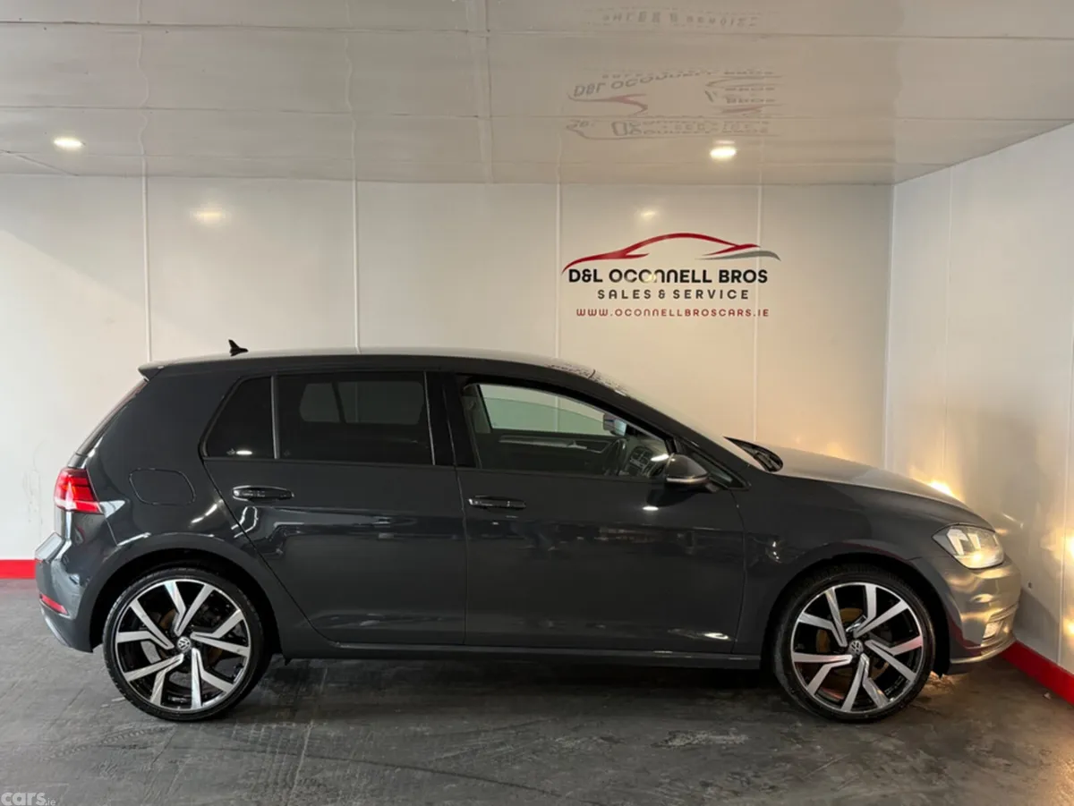 Volkswagen Golf Hatchback, Petrol, 2021, Grey