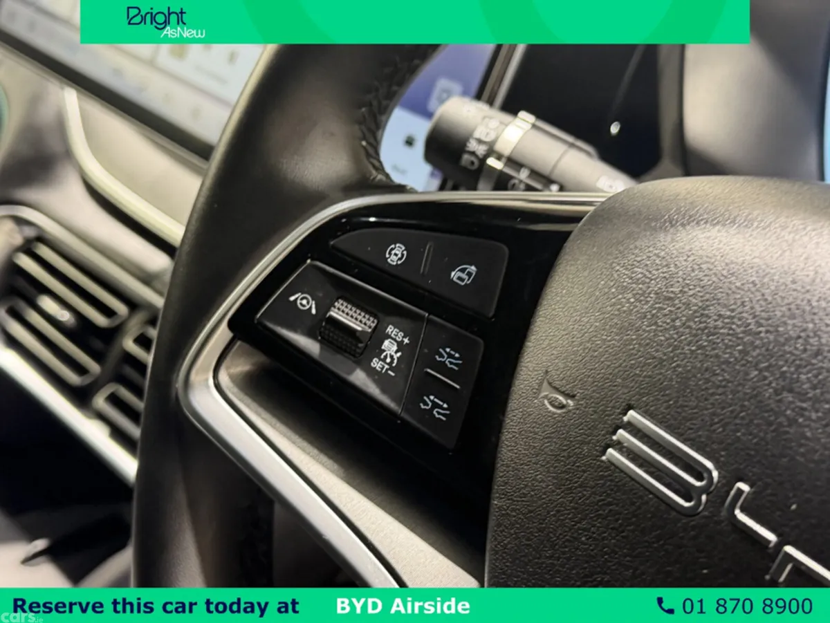 BYD SEAL Hatchback, Petrol Plug-in Hybrid, 2025, White