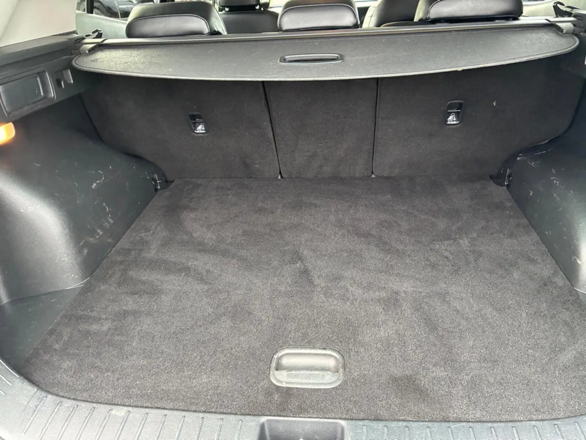 Kia Sportage MPV, Diesel, 2023, Black