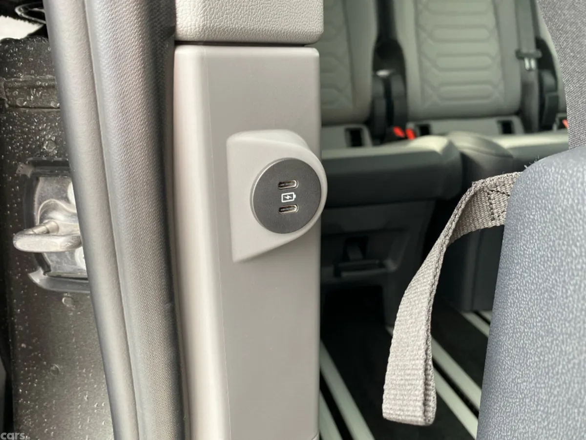 Ford Tourneo Custom Van, Petrol Plug-in Hybrid, 2026, Grey