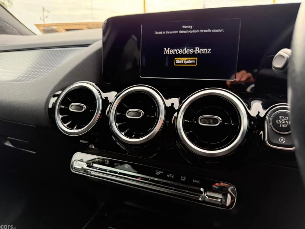 Mercedes-Benz GLA SUV, Diesel, 2021, White