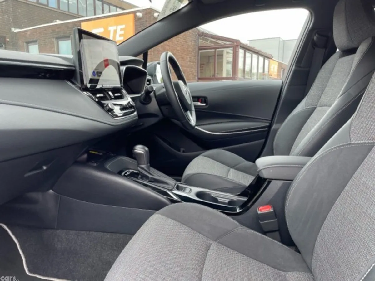 Toyota Corolla Hatchback, Petrol Hybrid, 2026, White