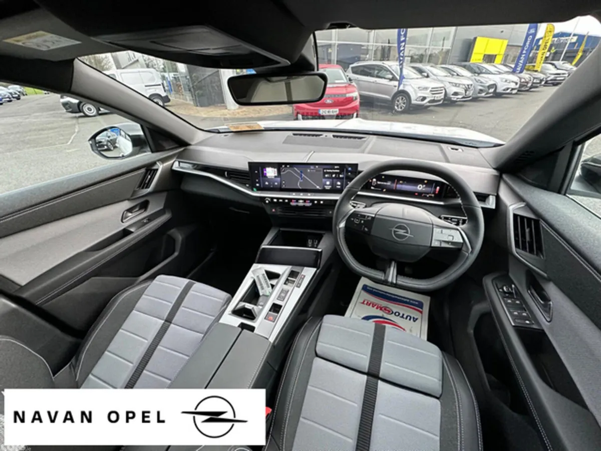 Opel Grandland SUV, Petrol Hybrid, 2027, White