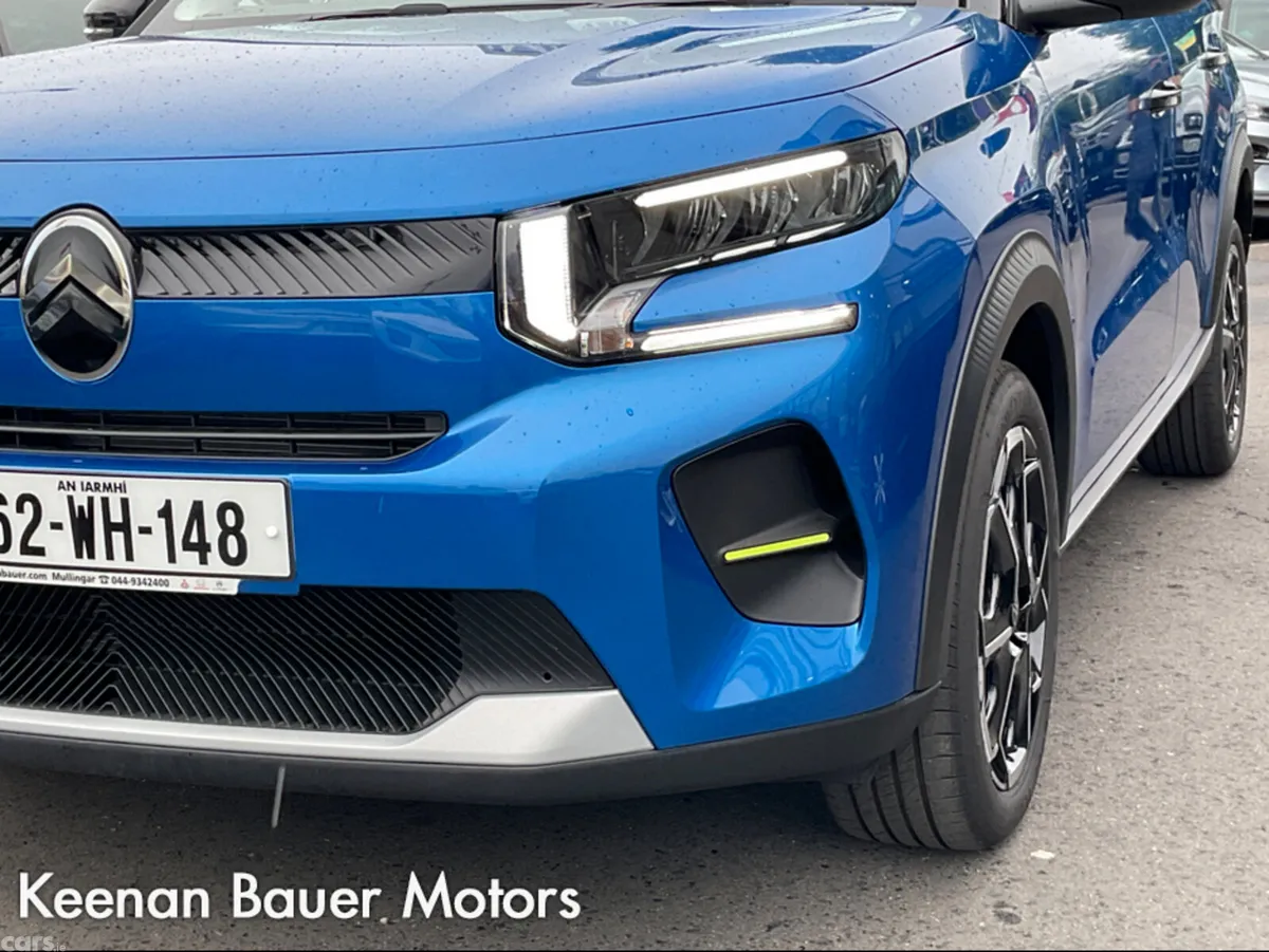 Citroen C3 Hatchback, Petrol, 2026, Blue