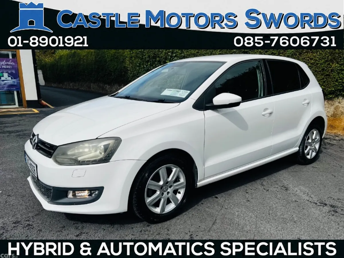 Volkswagen Polo Hatchback, Petrol, 2013, White