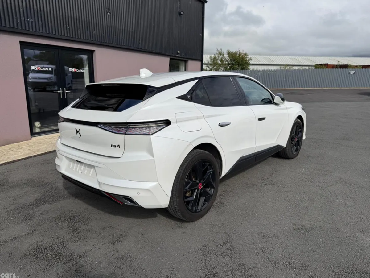 DS Automobiles DS 4 Hatchback, Petrol, 2024, White