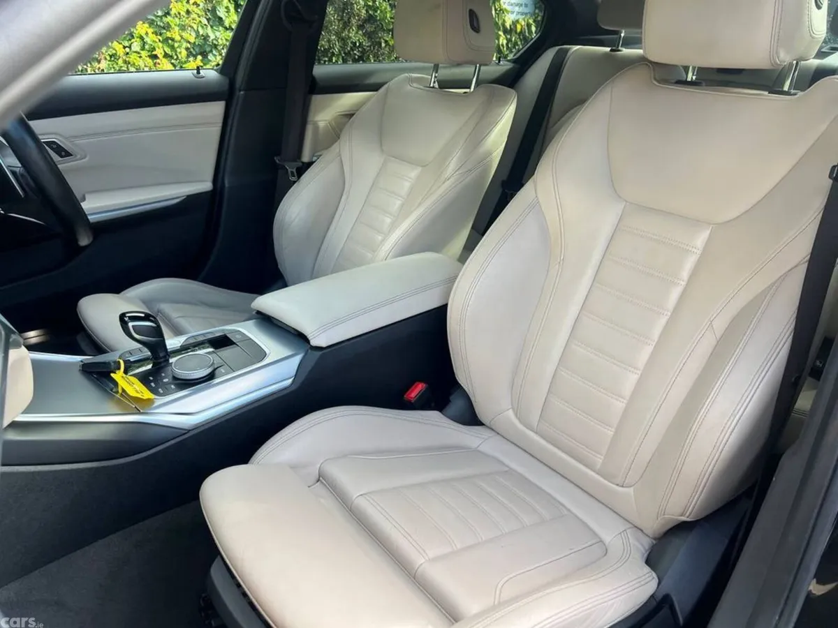 BMW 3-Series Saloon, Petrol Plug-in Hybrid, 2021, Black
